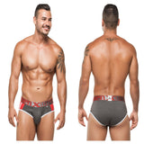 41308 Sports Briefs